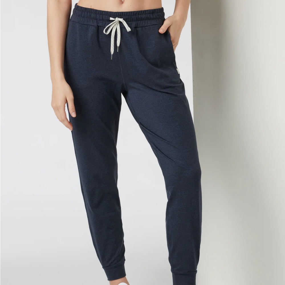 Vuori Performance Joggers